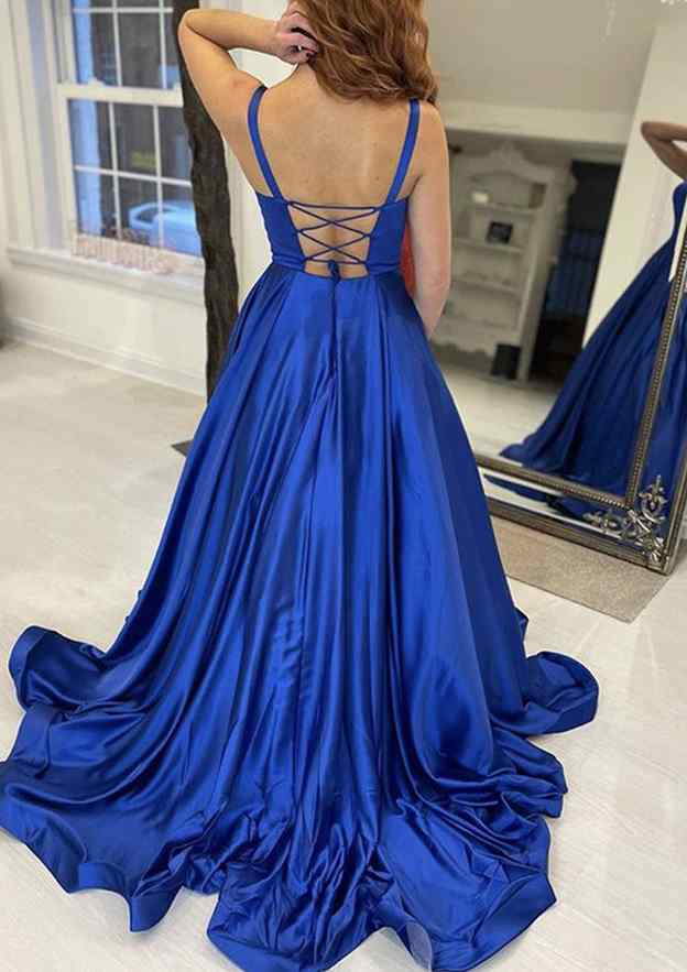 Robe de bal en satin sans manches à encolure carrée et traîne avec poches